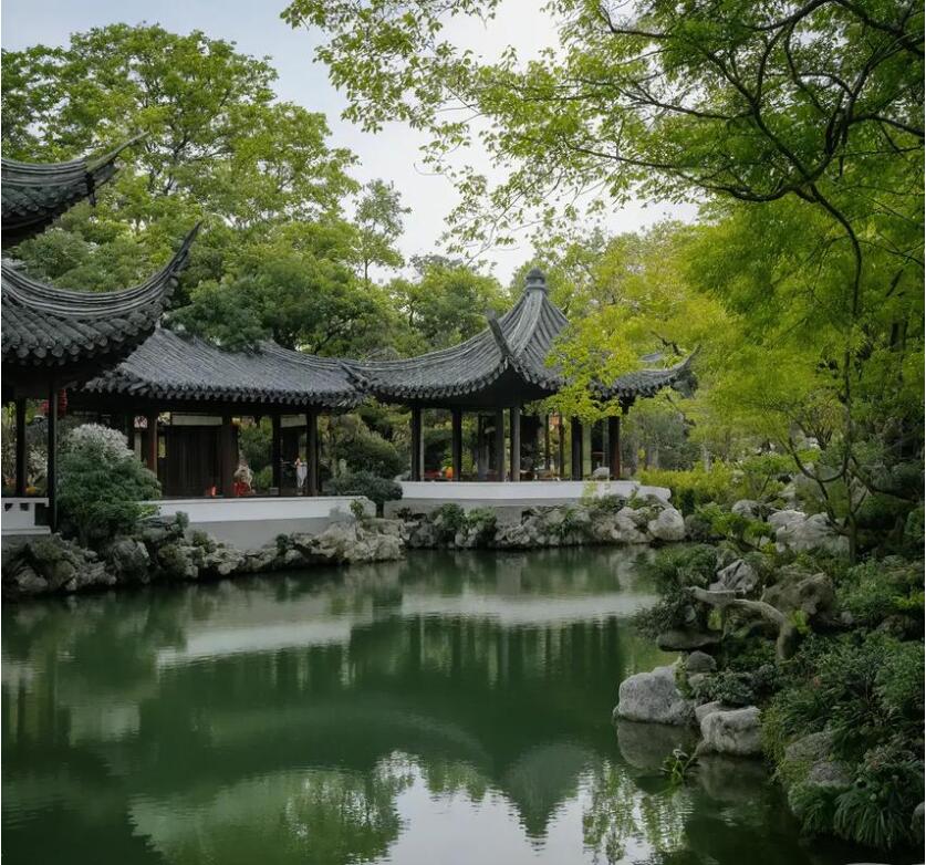 带岭区雪青餐饮有限公司